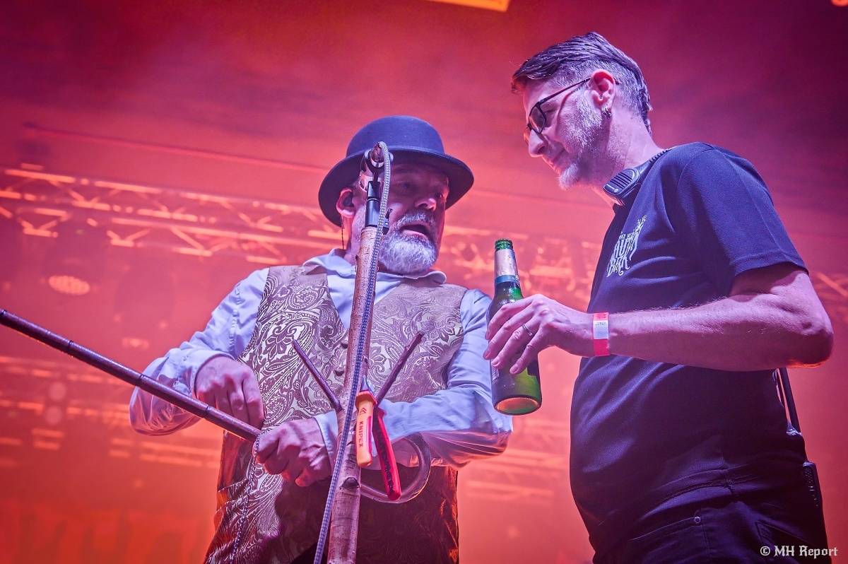 Trautenberk odstartoval v Plzni jarní turné, dorazila s ním Civilní obrana