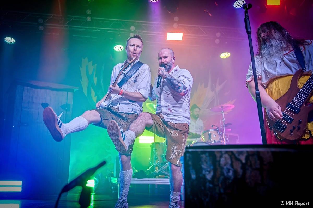 Trautenberk odstartoval v Plzni jarní turné, dorazila s ním Civilní obrana