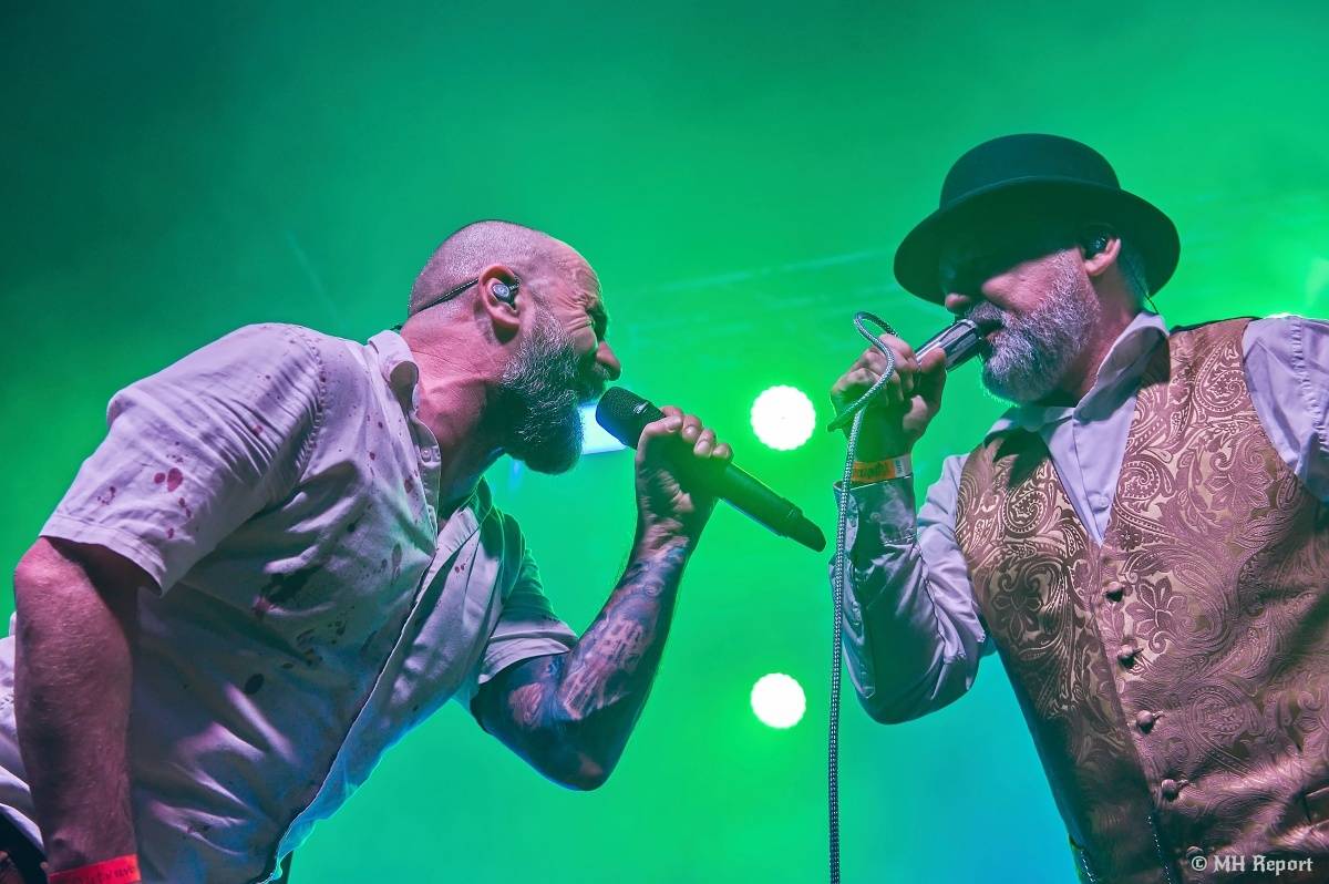 Trautenberk odstartoval v Plzni jarní turné, dorazila s ním Civilní obrana