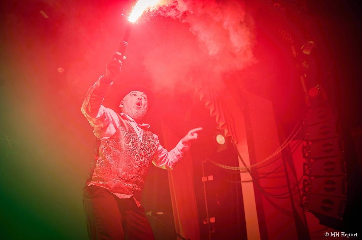 Trautenberk odstartoval v Plzni jarní turné, dorazila s ním Civilní obrana