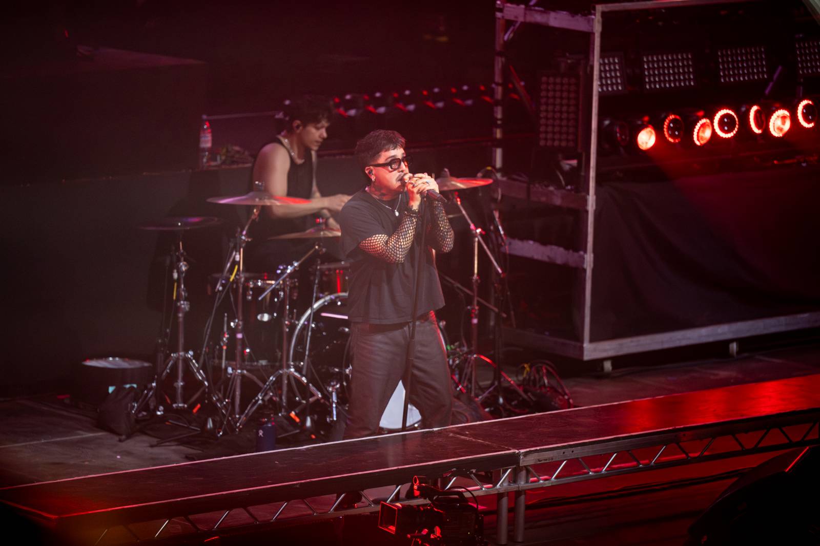 Motionless in White řádili ve vyprodaném Foru Karlín, jejich show neměla trhliny