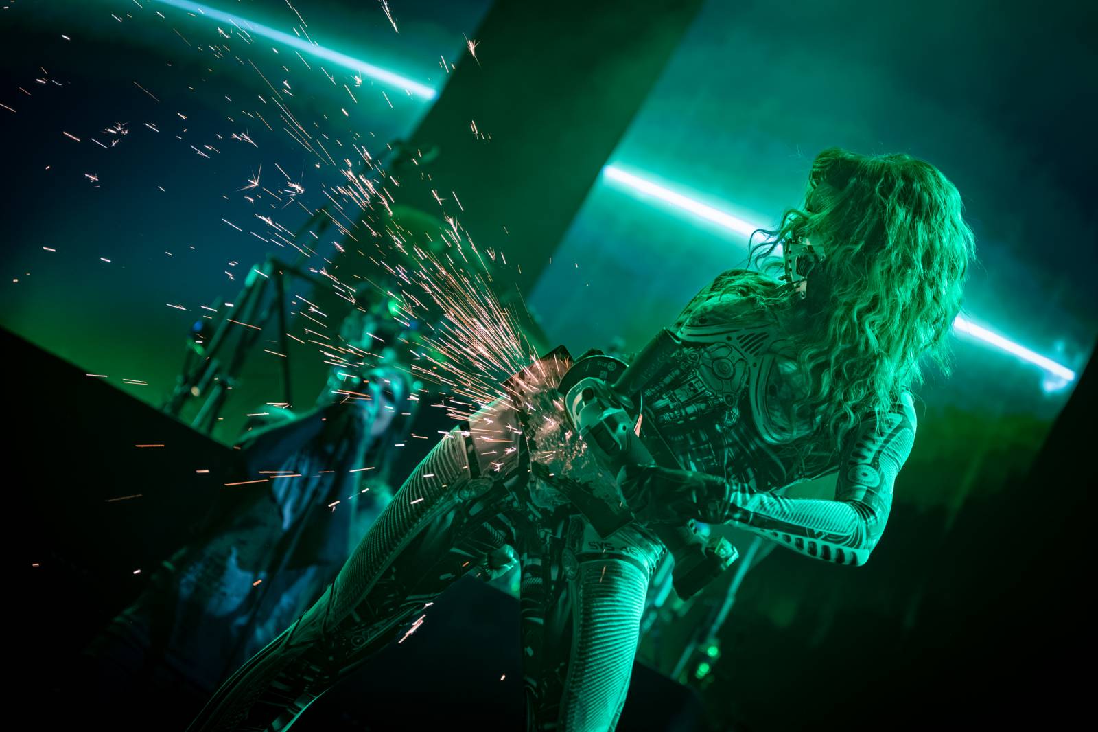 Motionless in White řádili ve vyprodaném Foru Karlín, jejich show neměla trhliny