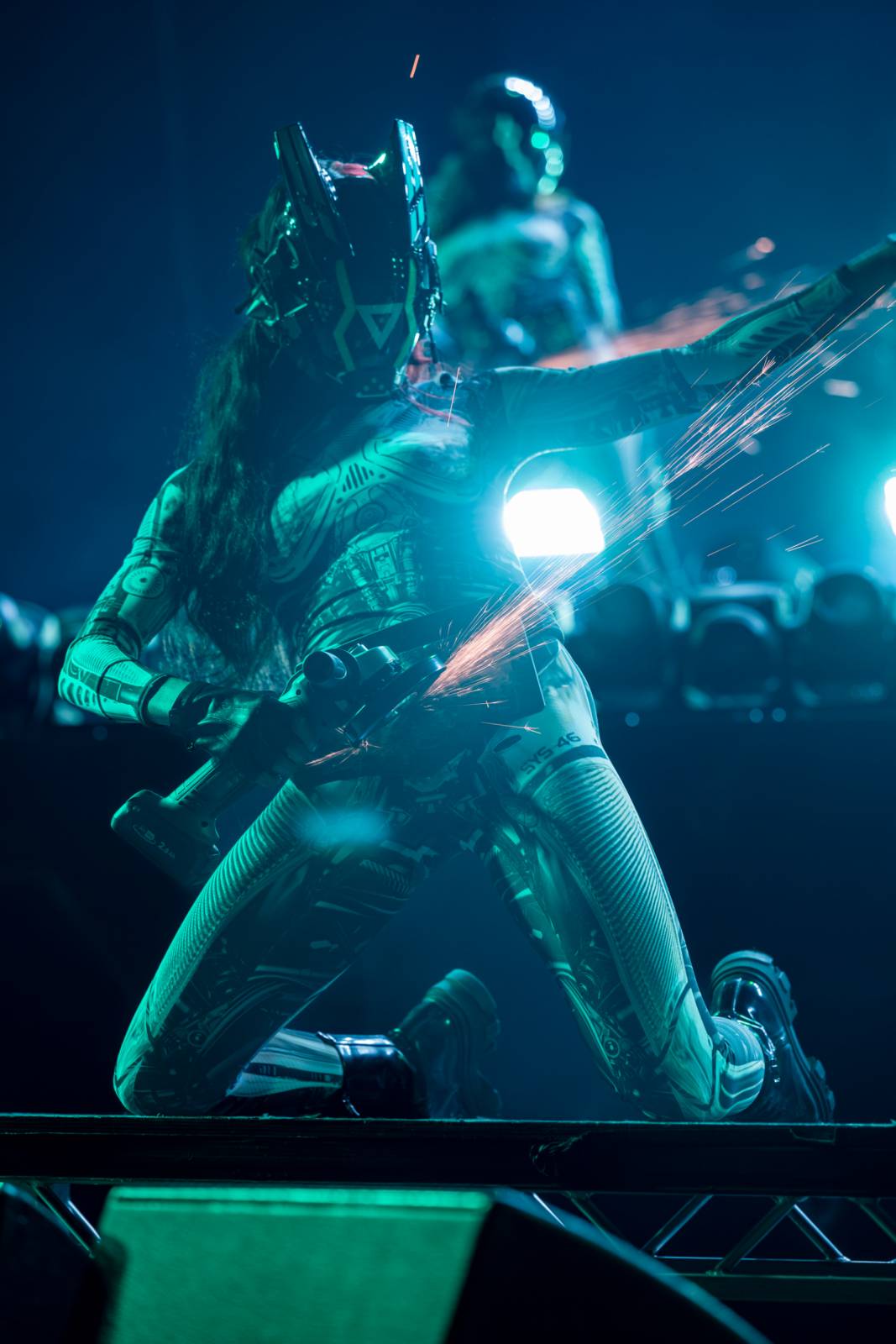 Motionless in White řádili ve vyprodaném Foru Karlín, jejich show neměla trhliny