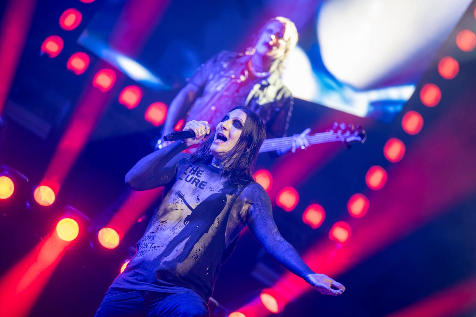 Motionless in White řádili ve vyprodaném Foru Karlín, jejich show neměla trhliny