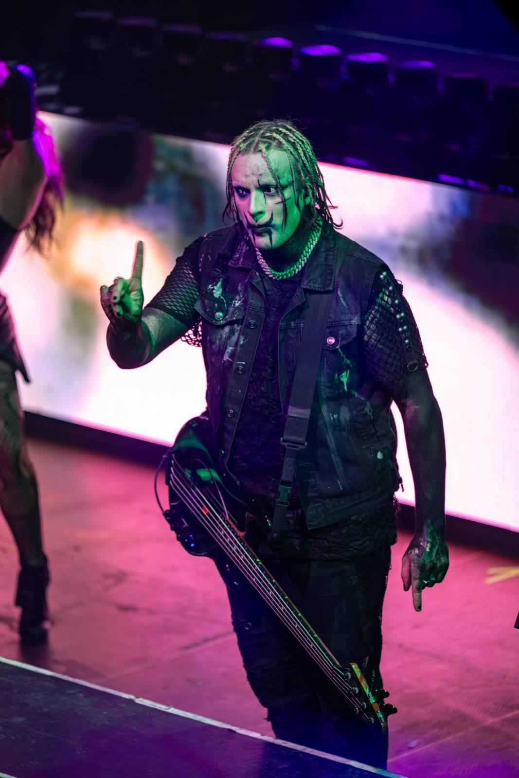 Motionless in White řádili ve vyprodaném Foru Karlín, jejich show neměla trhliny