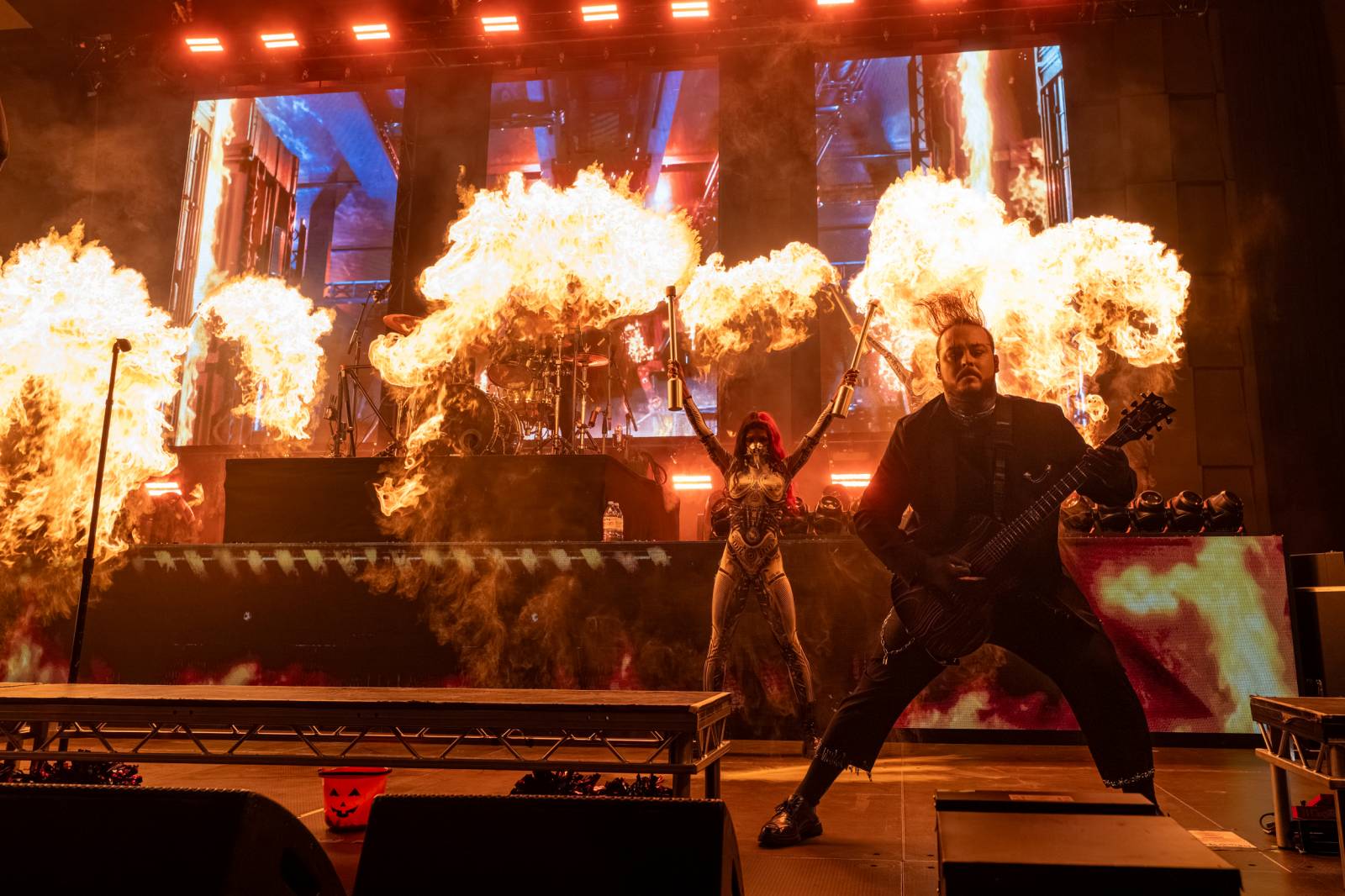 Motionless in White řádili ve vyprodaném Foru Karlín, jejich show neměla trhliny