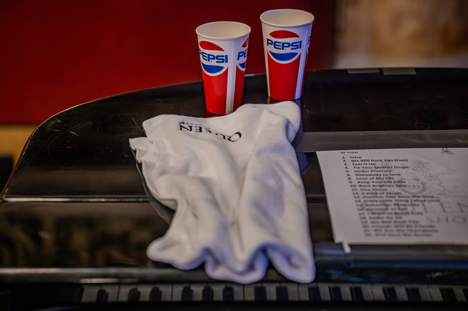 Pražskou Lucernou zněly hity Queen. Kapela Queenshow uzavřela v metropoli své turné po Česku