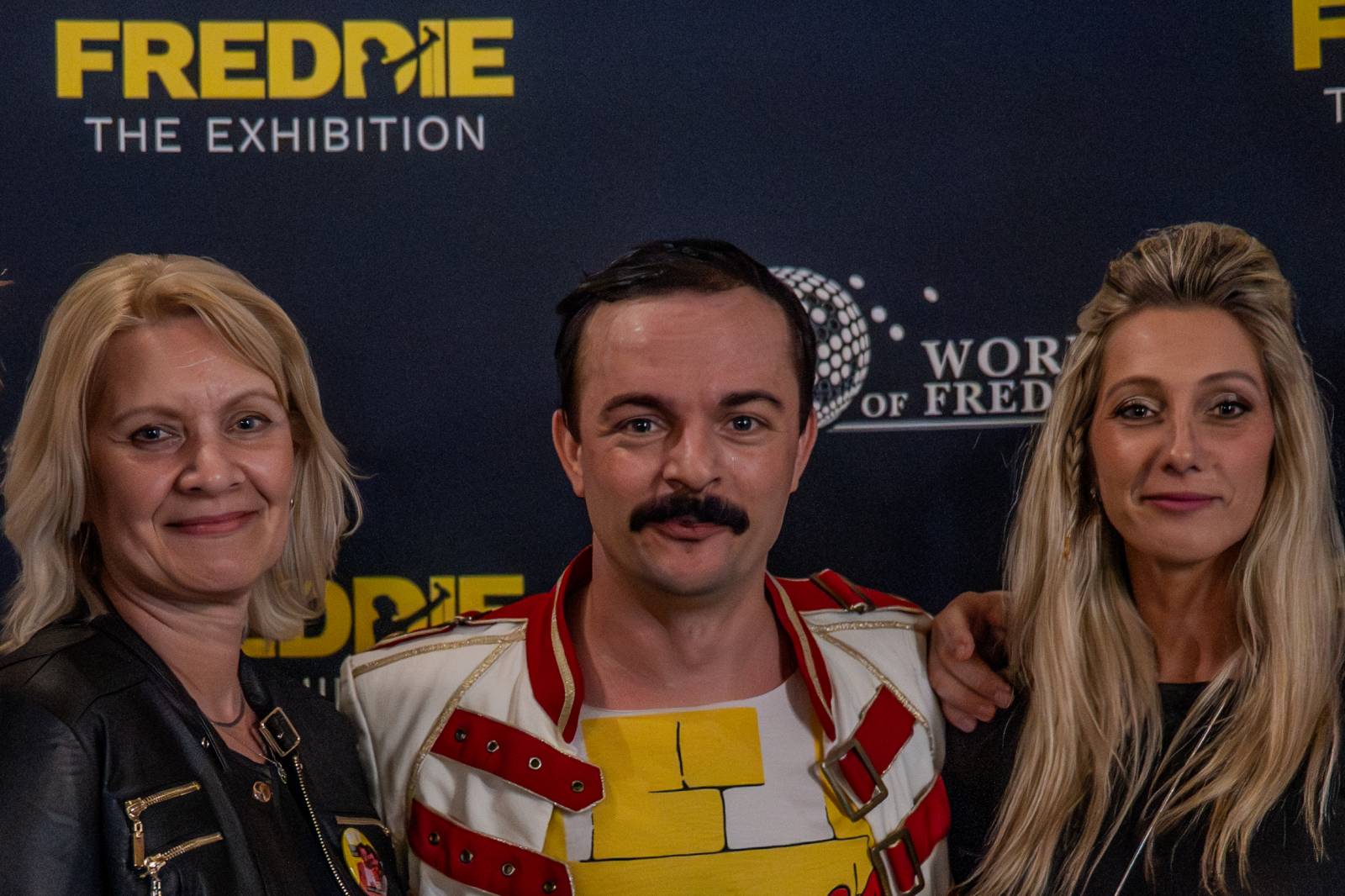 Pražskou Lucernou zněly hity Queen. Kapela Queenshow uzavřela v metropoli své turné po Česku