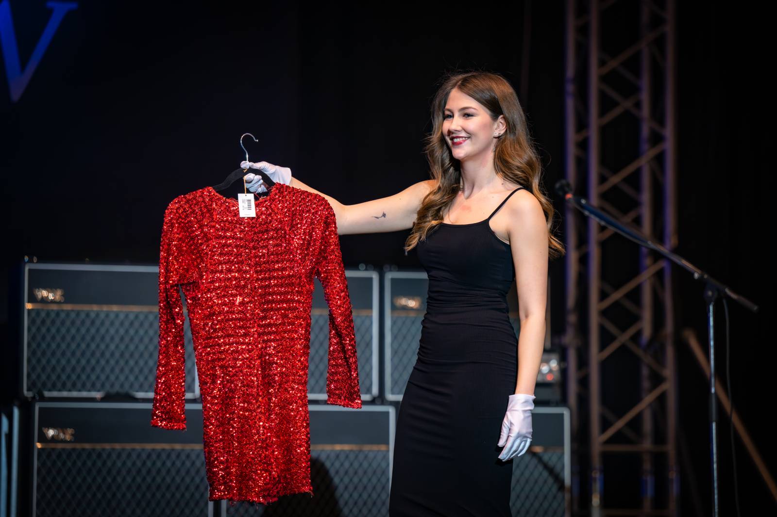 Pražskou Lucernou zněly hity Queen. Kapela Queenshow uzavřela v metropoli své turné po Česku