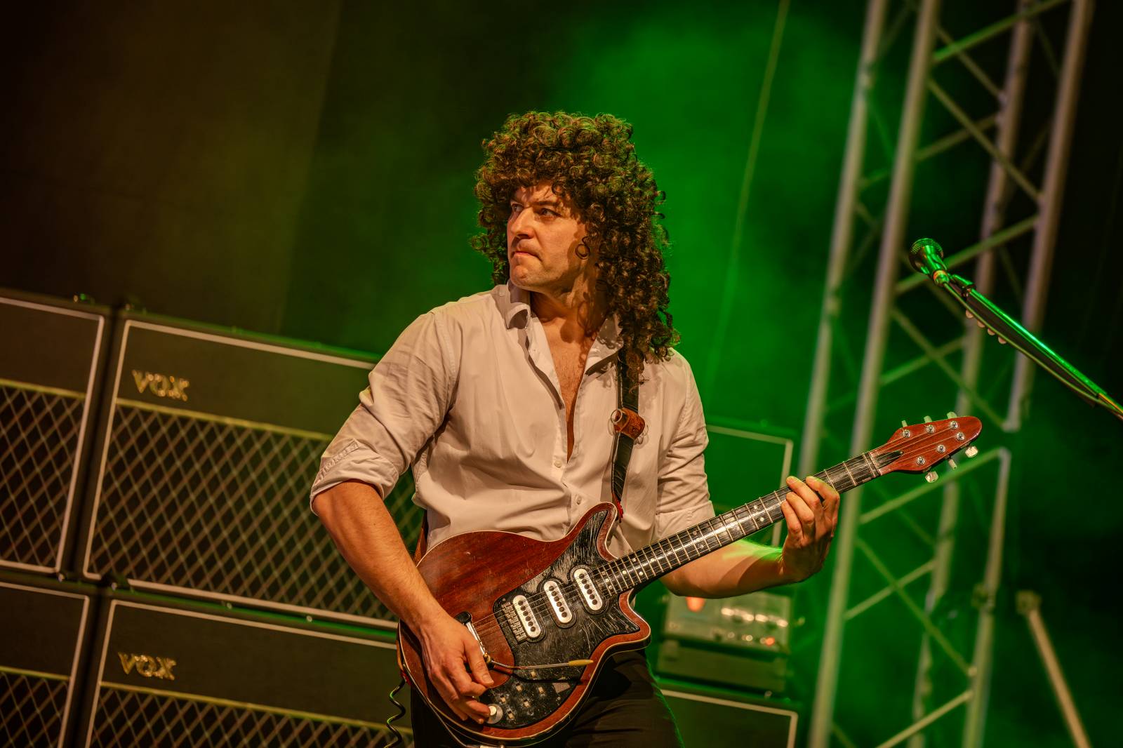 Pražskou Lucernou zněly hity Queen. Kapela Queenshow uzavřela v metropoli své turné po Česku