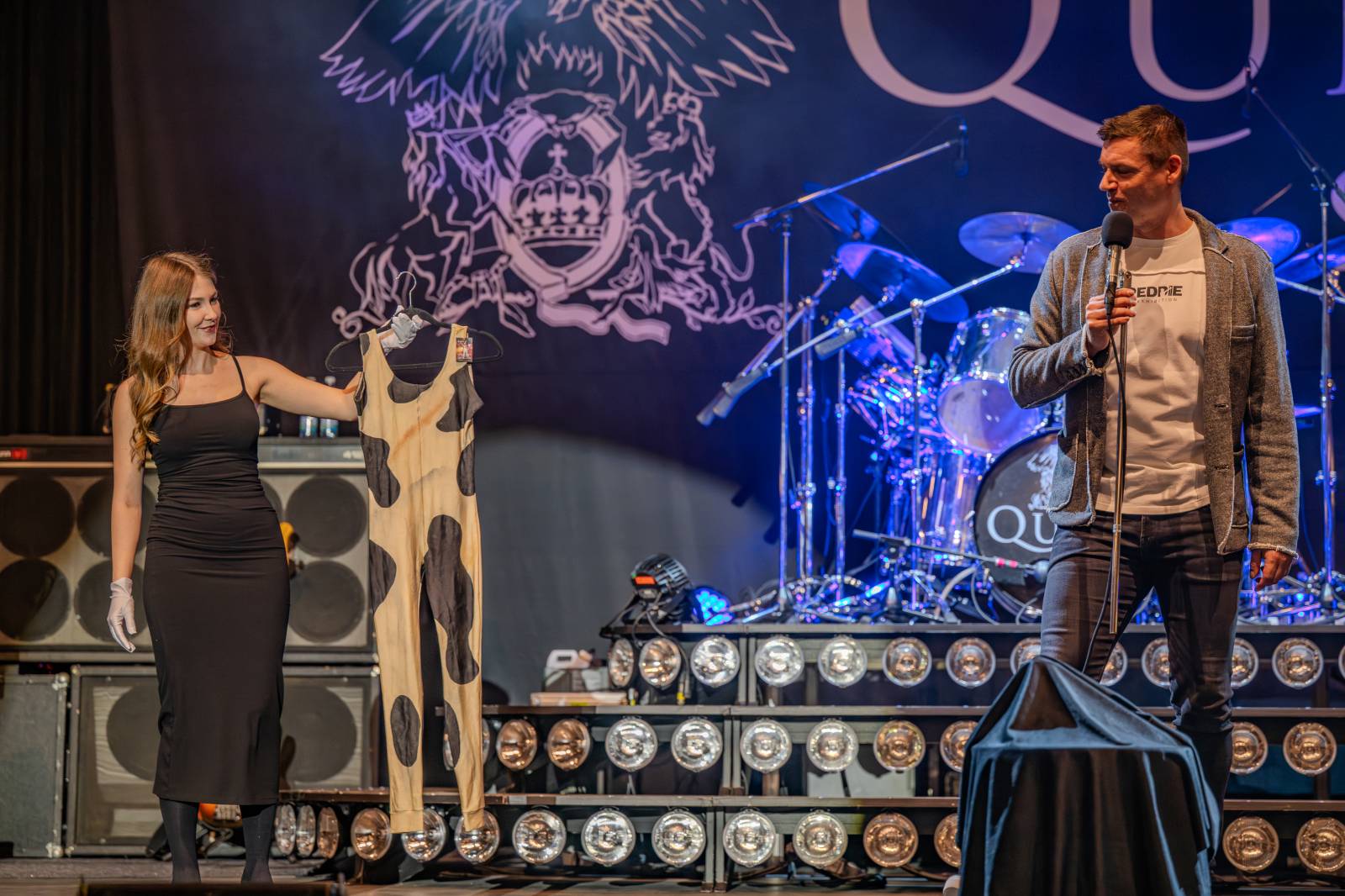 Pražskou Lucernou zněly hity Queen. Kapela Queenshow uzavřela v metropoli své turné po Česku