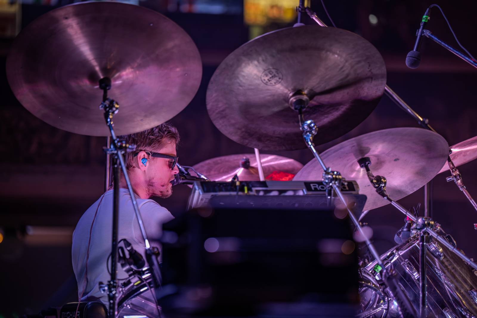 Pražskou Lucernou zněly hity Queen. Kapela Queenshow uzavřela v metropoli své turné po Česku