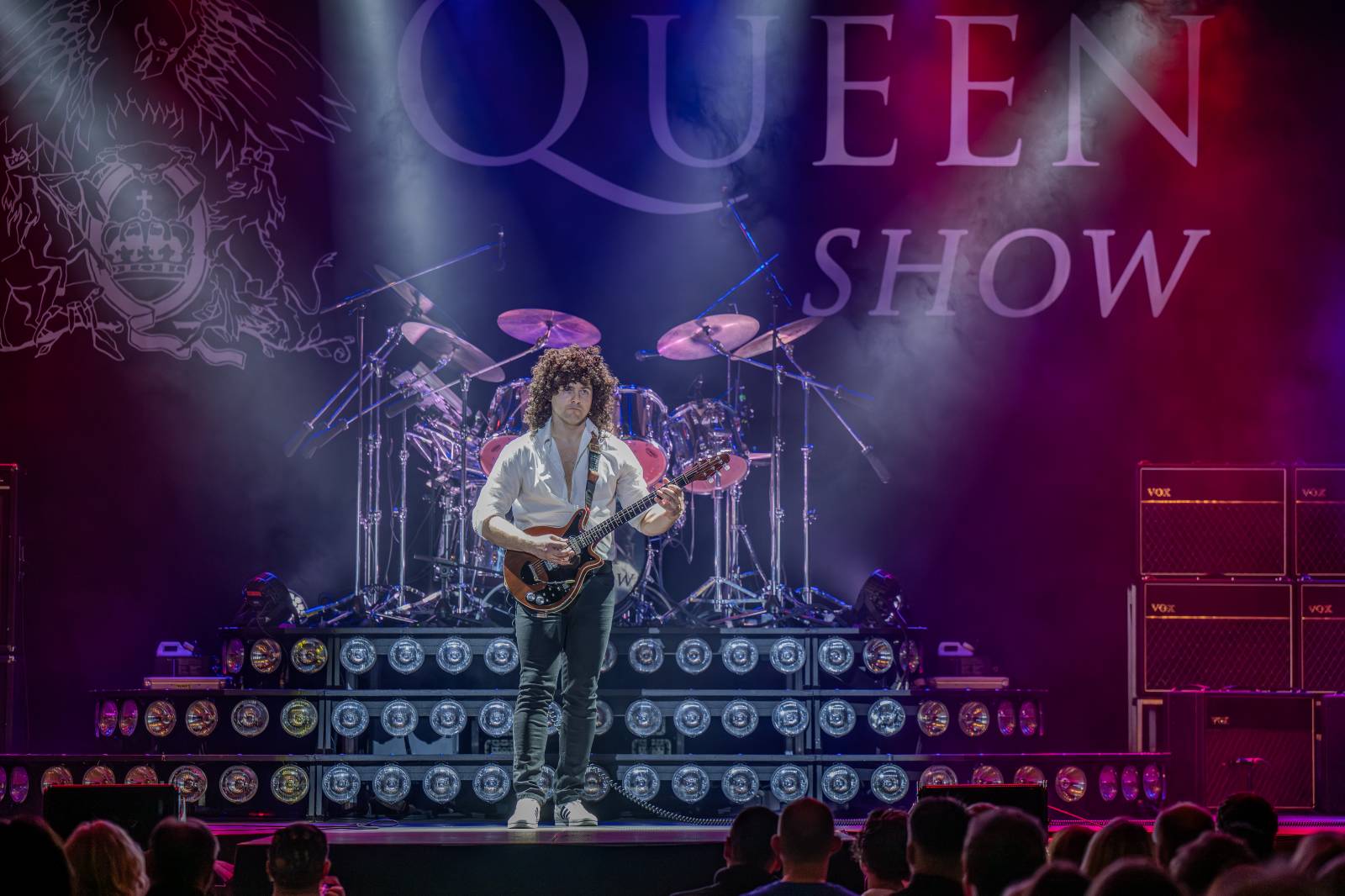 Pražskou Lucernou zněly hity Queen. Kapela Queenshow uzavřela v metropoli své turné po Česku