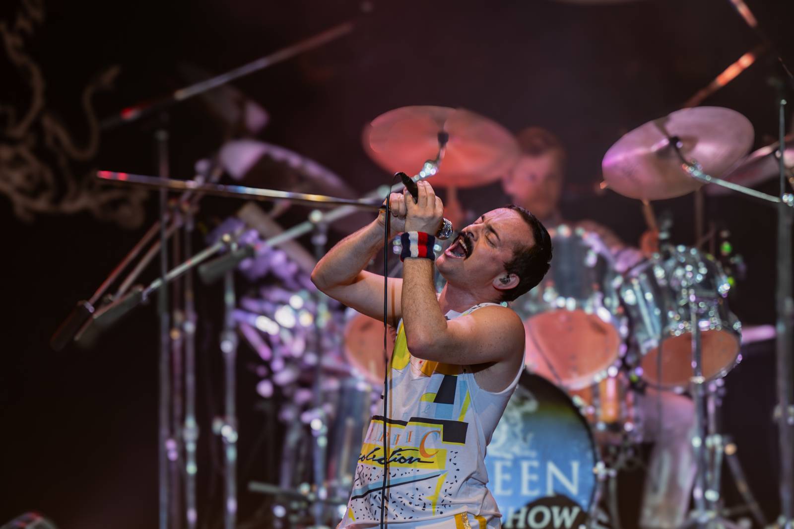 Pražskou Lucernou zněly hity Queen. Kapela Queenshow uzavřela v metropoli své turné po Česku