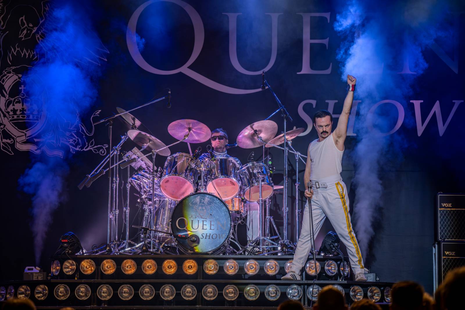 Pražskou Lucernou zněly hity Queen. Kapela Queenshow uzavřela v metropoli své turné po Česku