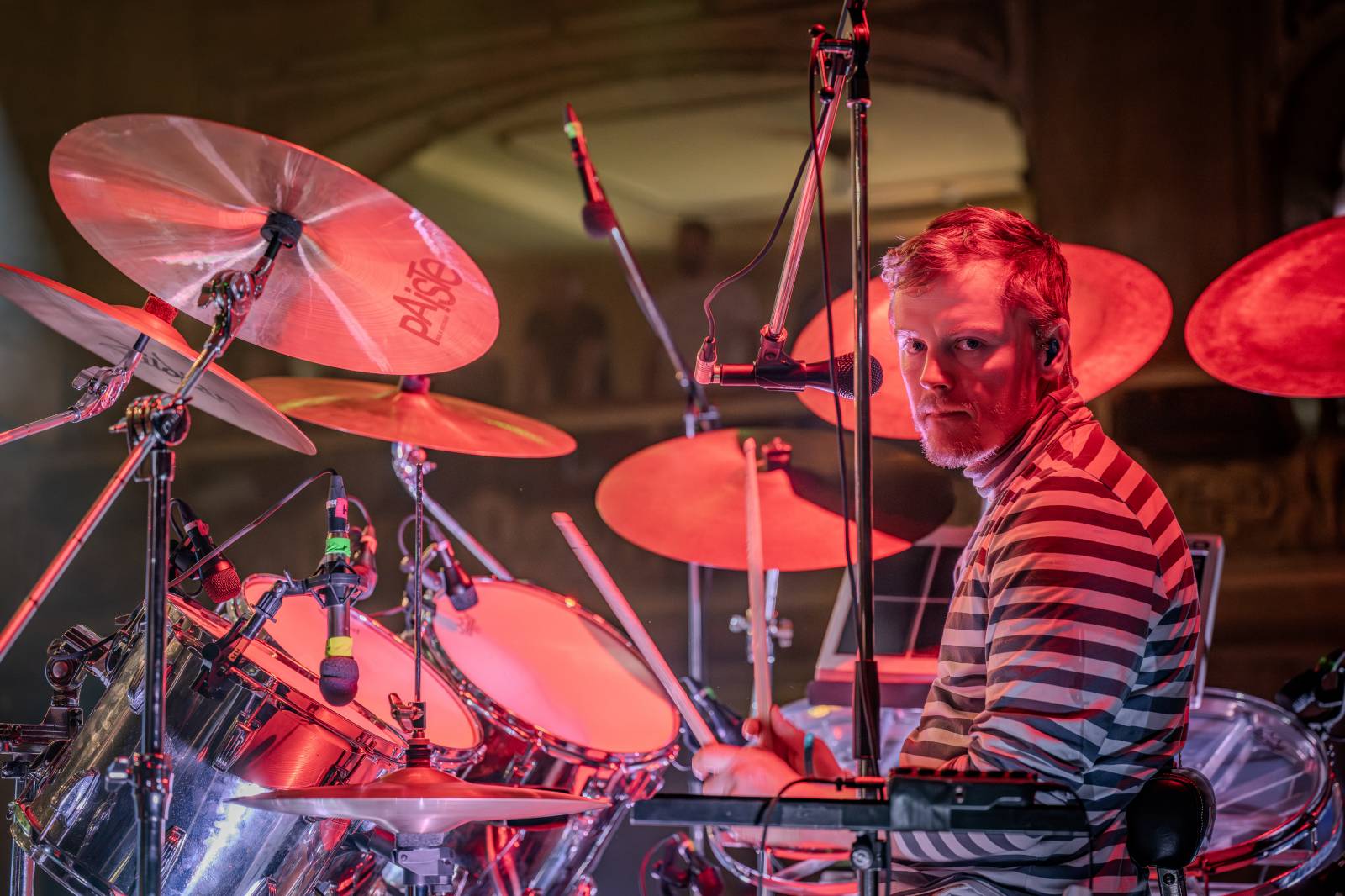 Pražskou Lucernou zněly hity Queen. Kapela Queenshow uzavřela v metropoli své turné po Česku