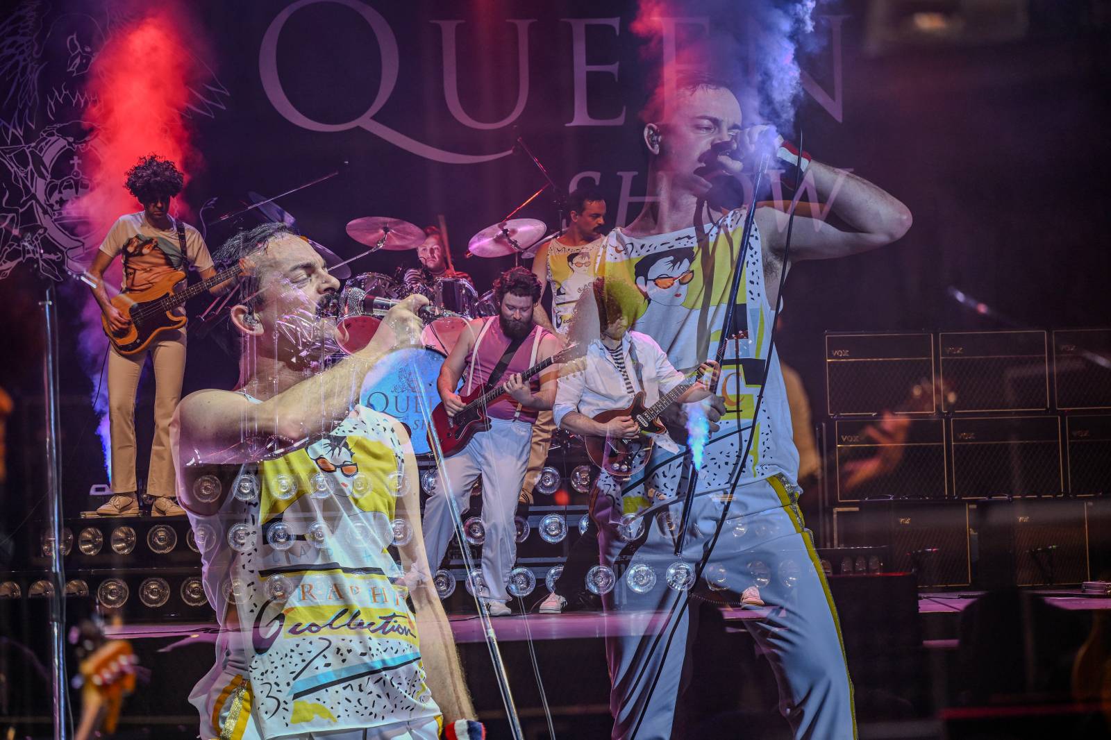 Pražskou Lucernou zněly hity Queen. Kapela Queenshow uzavřela v metropoli své turné po Česku