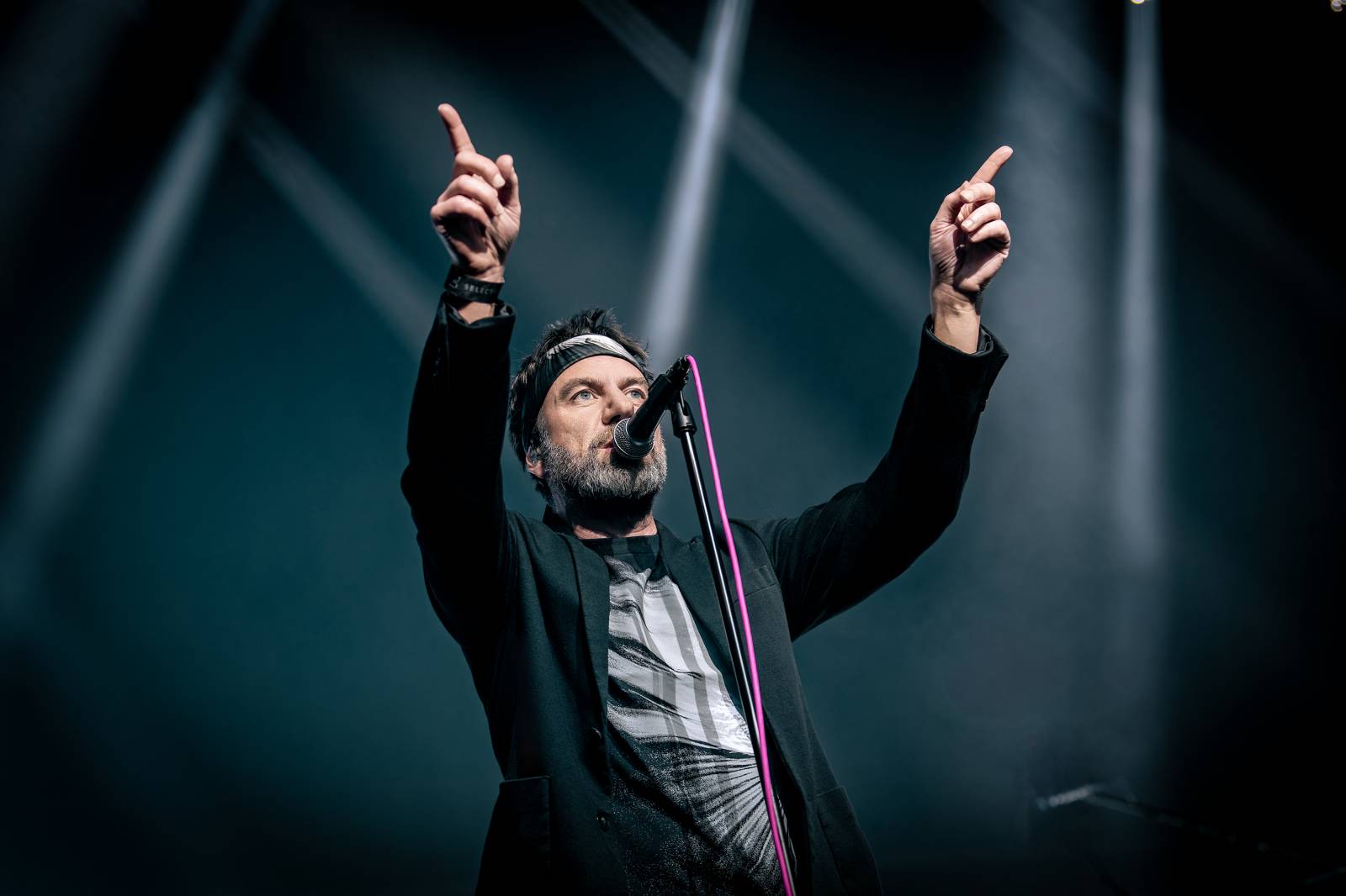 Tata Bojs se vrátili do Fora Karlín. Natřískanému sálu představili nové album