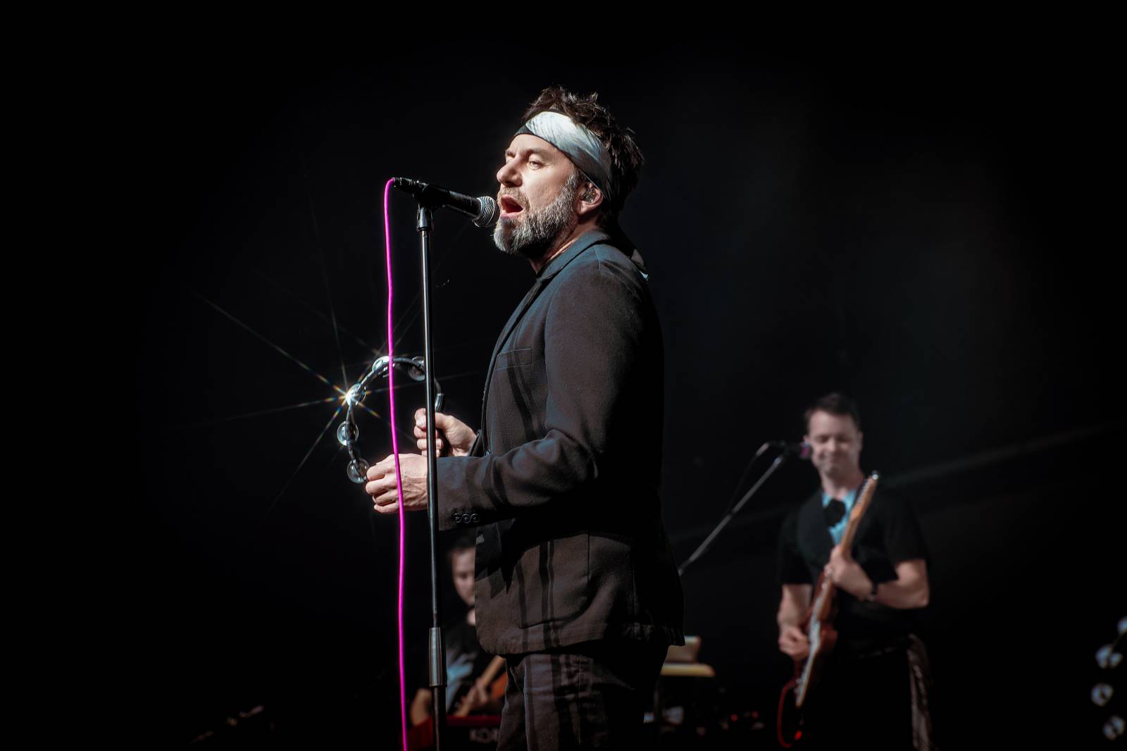 Tata Bojs se vrátili do Fora Karlín. Natřískanému sálu představili nové album