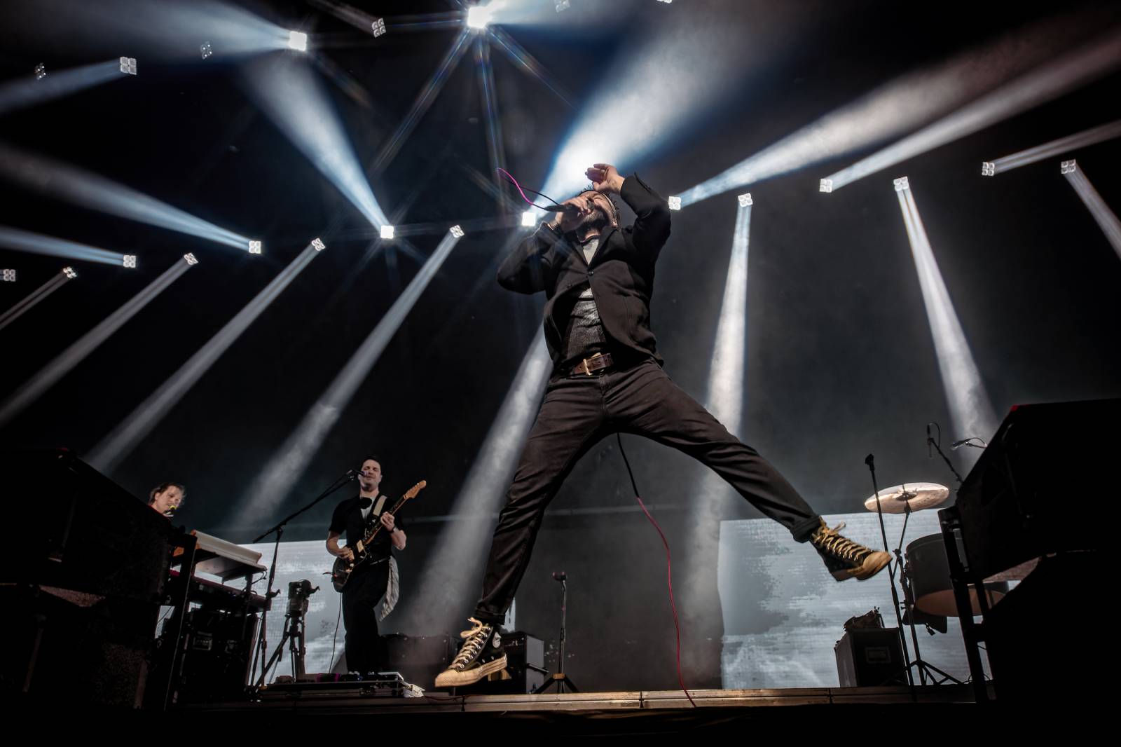 Tata Bojs se vrátili do Fora Karlín. Natřískanému sálu představili nové album