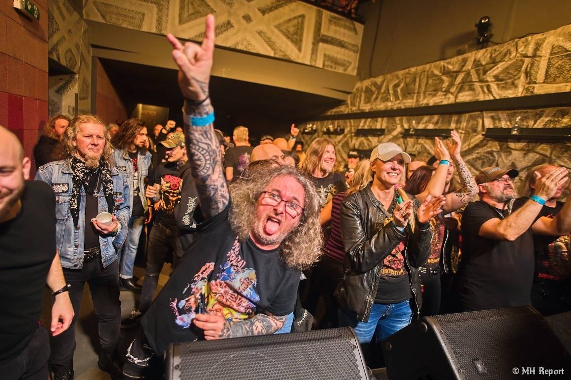 Nahum, Innersphere a Mortifilia vyrazili na společné turné, zastavili se i v Plzni