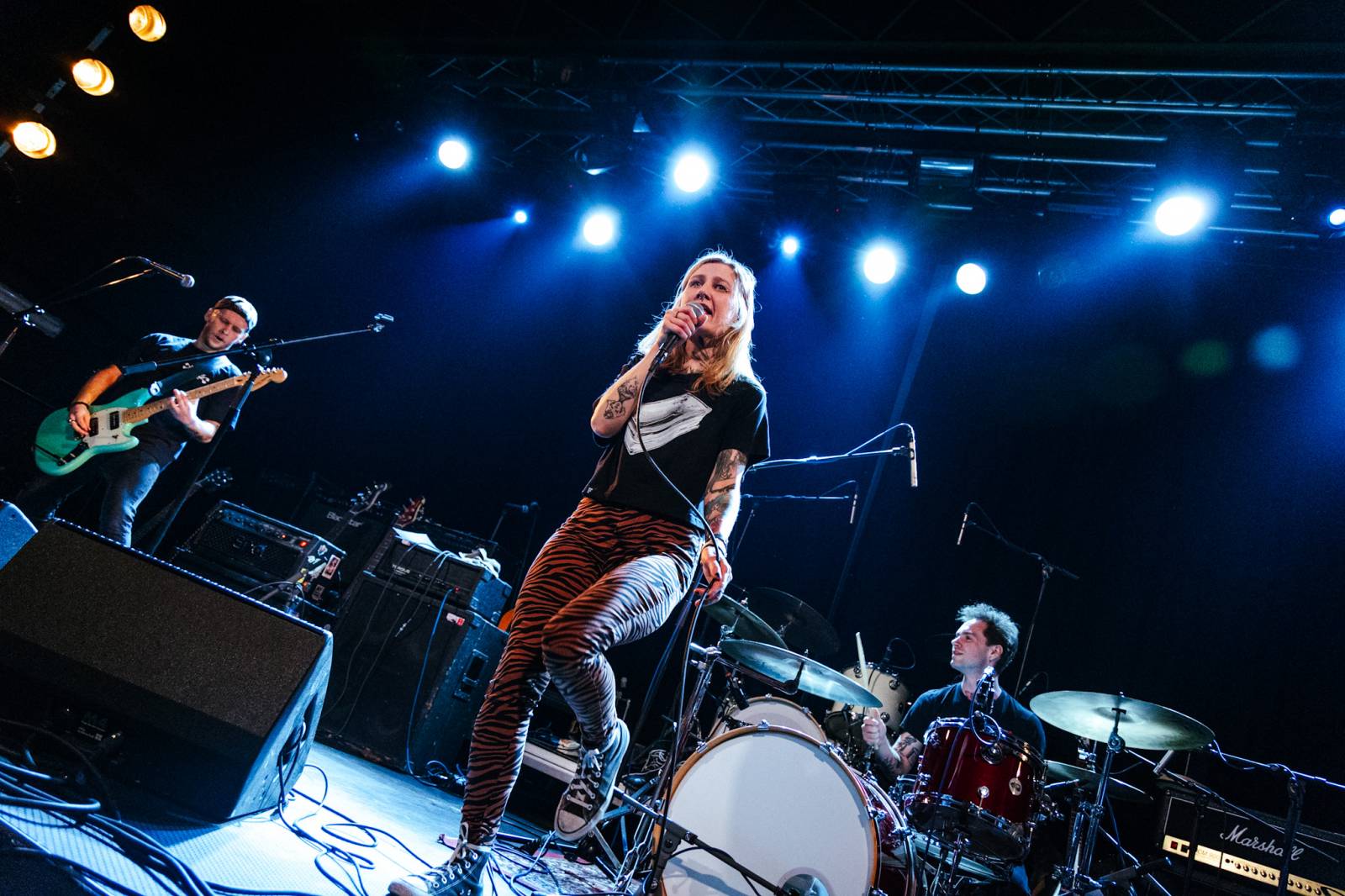 Buzzcocks slaví padesát let na scéně, brněnskou Flédu provedli zásadními momenty své kariéry