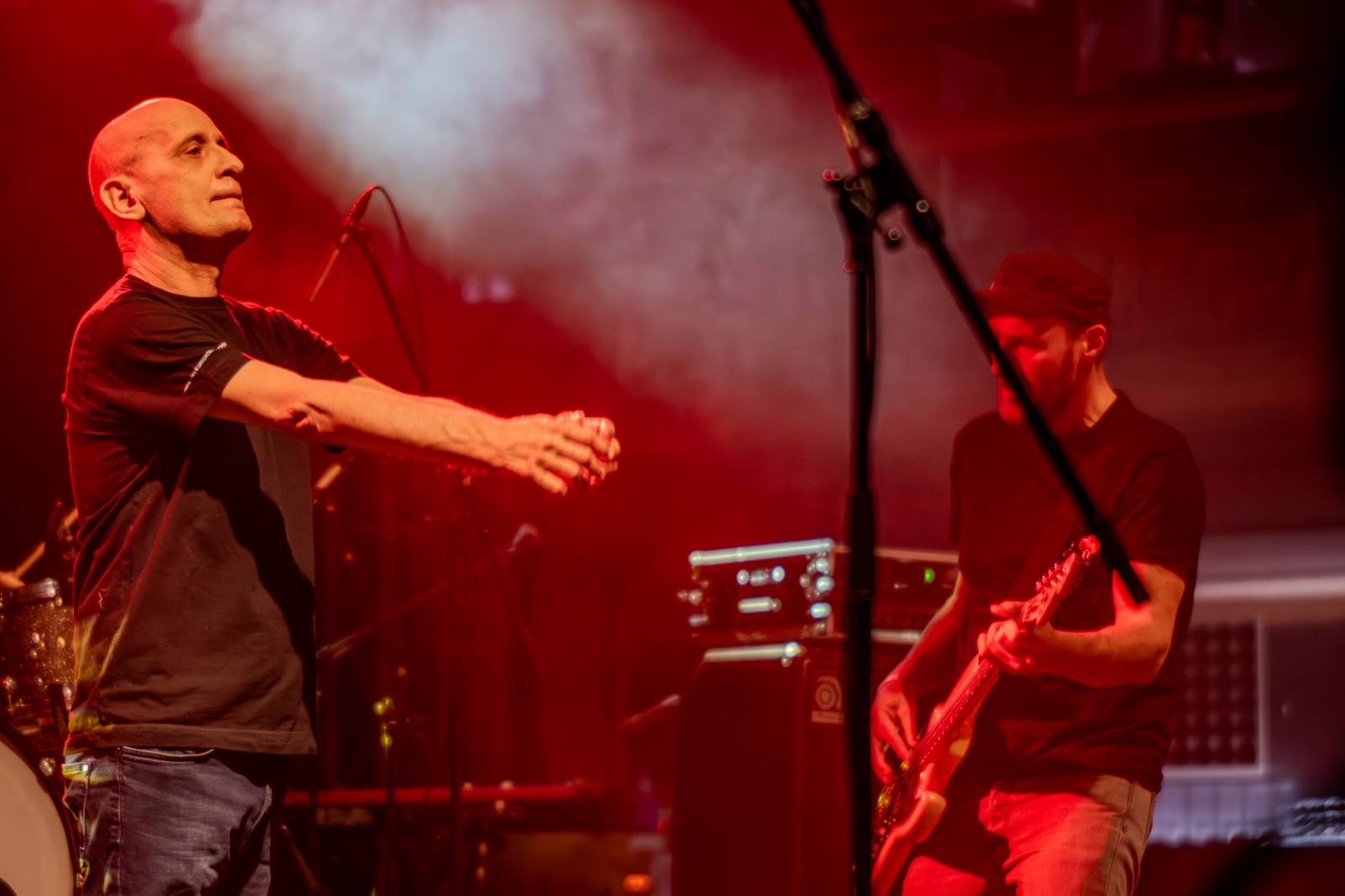 Jasná Páka a Hudba Praha bavily fanoušky téměř do půlnoci, v Lucerně vzpomínaly na Michala Ambrože