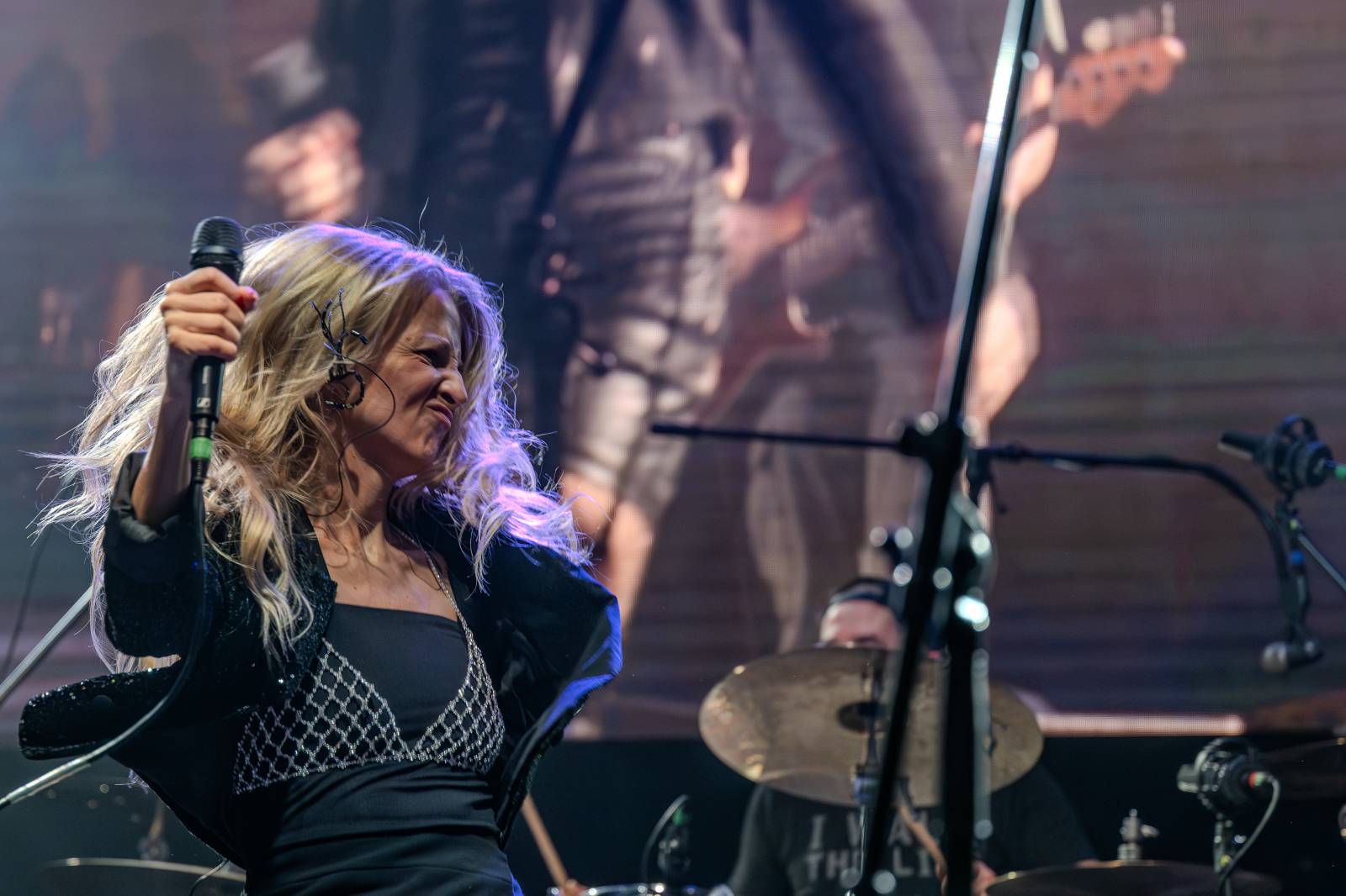 Jasná Páka a Hudba Praha bavily fanoušky téměř do půlnoci, v Lucerně vzpomínaly na Michala Ambrože