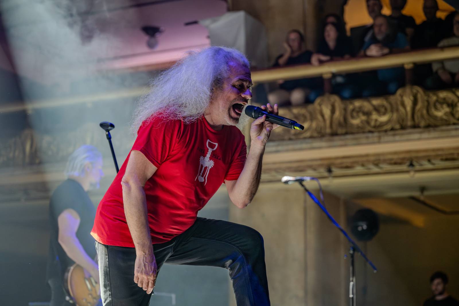 Jasná Páka a Hudba Praha bavily fanoušky téměř do půlnoci, v Lucerně vzpomínaly na Michala Ambrože