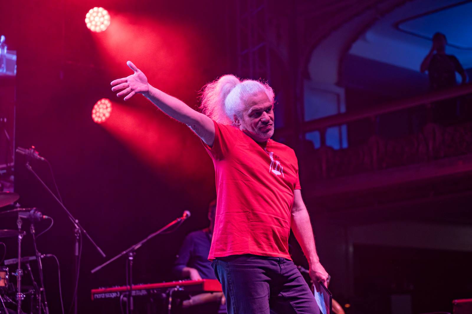 Jasná Páka a Hudba Praha bavily fanoušky téměř do půlnoci, v Lucerně vzpomínaly na Michala Ambrože