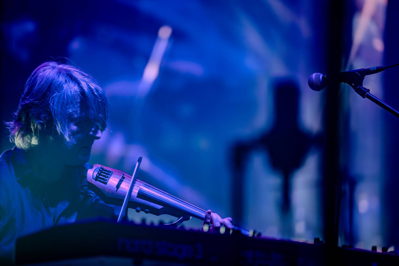 Jasná Páka a Hudba Praha bavily fanoušky téměř do půlnoci, v Lucerně vzpomínaly na Michala Ambrože