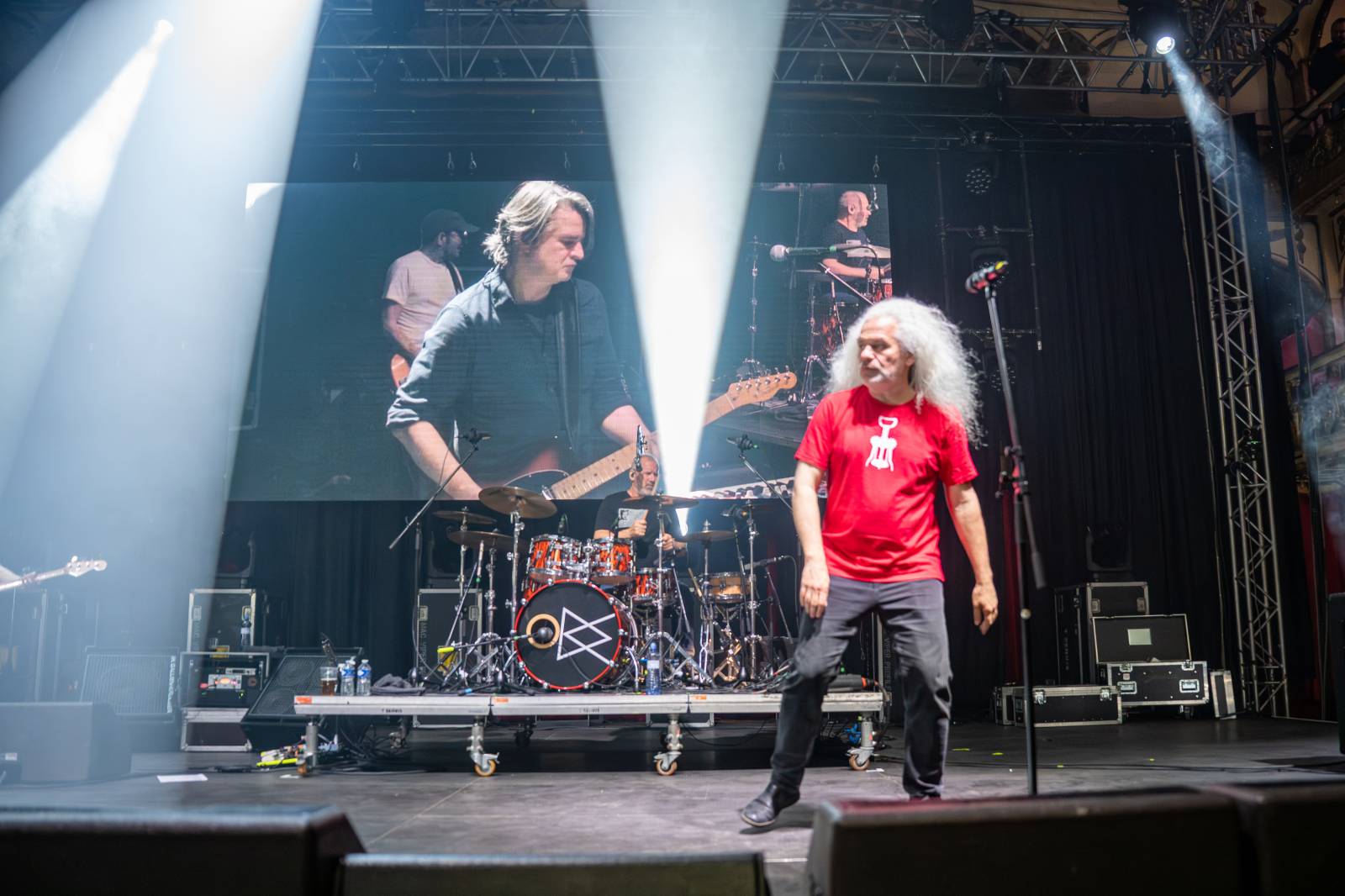 Jasná Páka a Hudba Praha bavily fanoušky téměř do půlnoci, v Lucerně vzpomínaly na Michala Ambrože