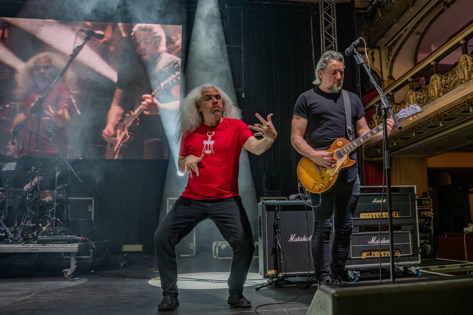 Jasná Páka a Hudba Praha bavily fanoušky téměř do půlnoci, v Lucerně vzpomínaly na Michala Ambrože