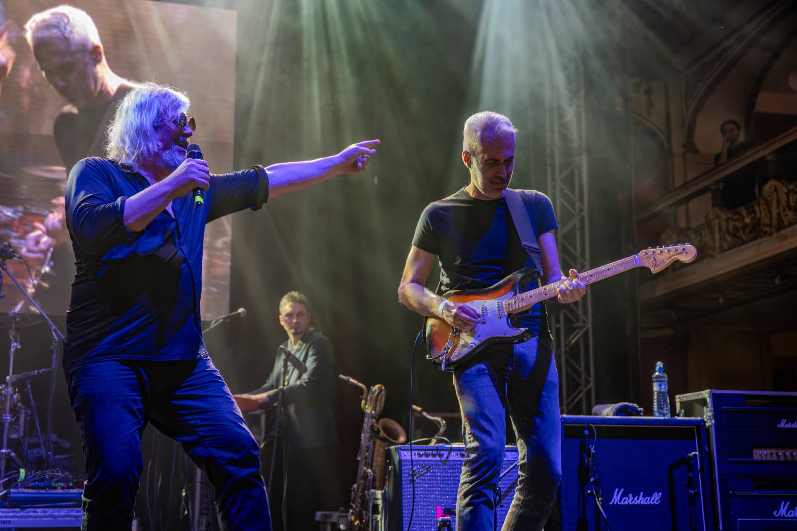 Jasná Páka a Hudba Praha bavily fanoušky téměř do půlnoci, v Lucerně vzpomínaly na Michala Ambrože