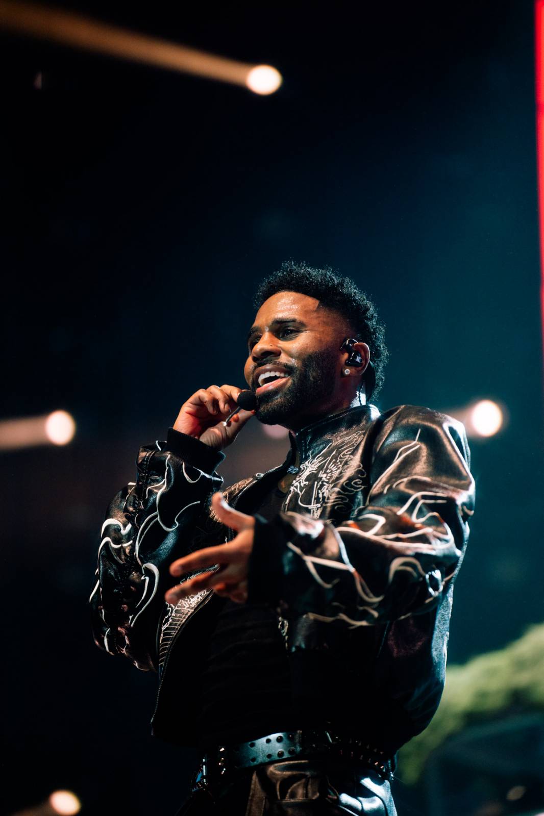 Jason Derulo se vrátil do Prahy. Pro fanoušky si připravil show plnou tance, která zvedla fanoušky ze sedadel