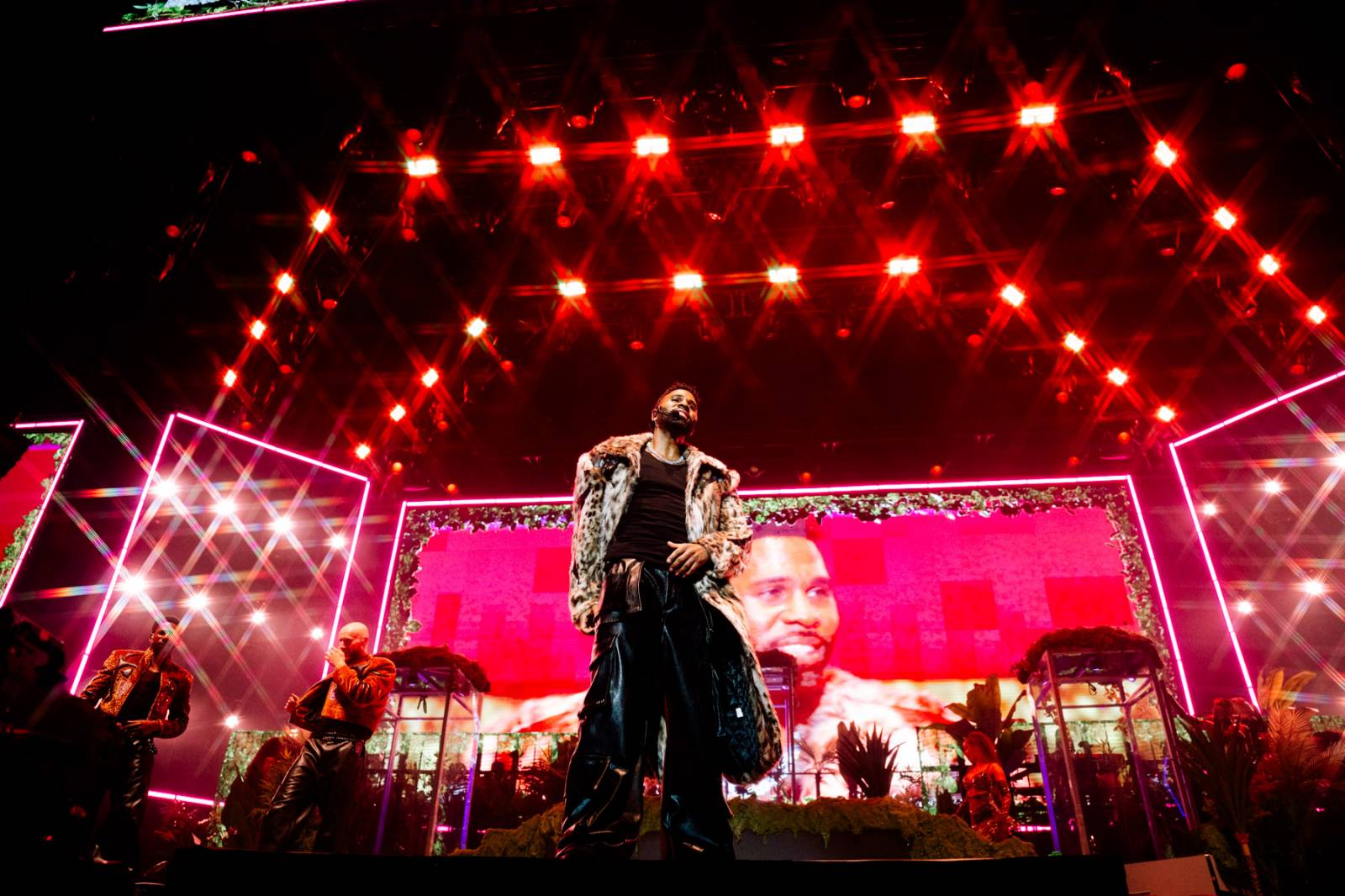 Jason Derulo se vrátil do Prahy. Pro fanoušky si připravil show plnou tance, která zvedla fanoušky ze sedadel