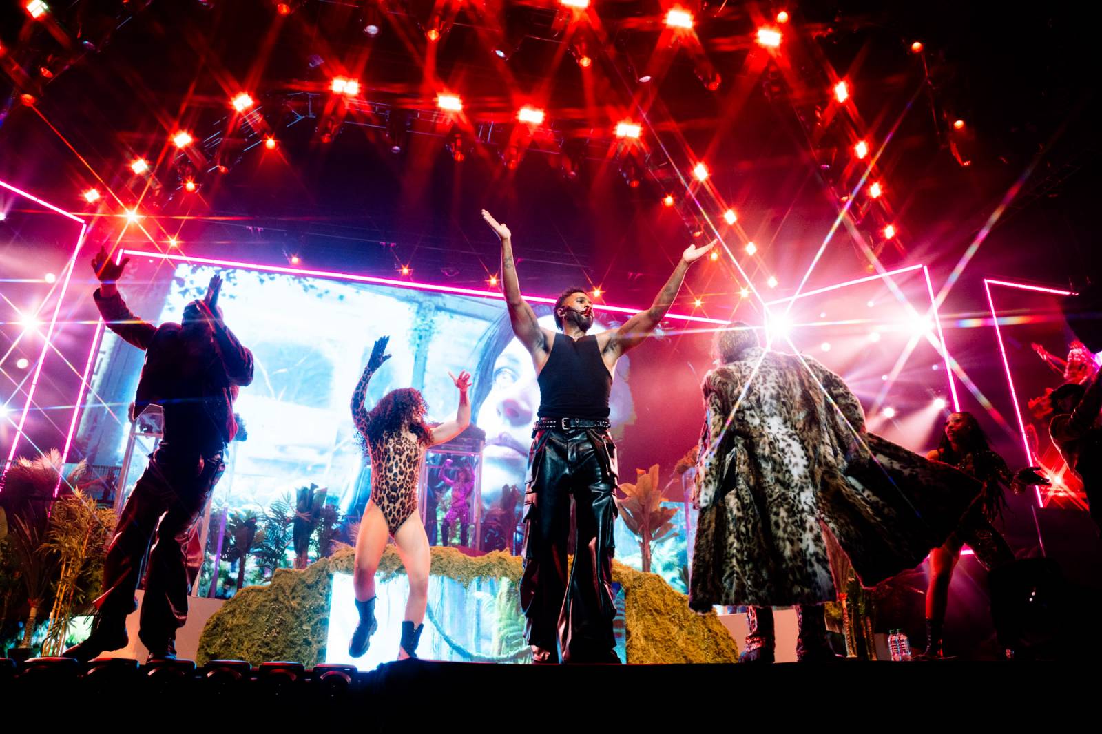 Jason Derulo se vrátil do Prahy. Pro fanoušky si připravil show plnou tance, která zvedla fanoušky ze sedadel