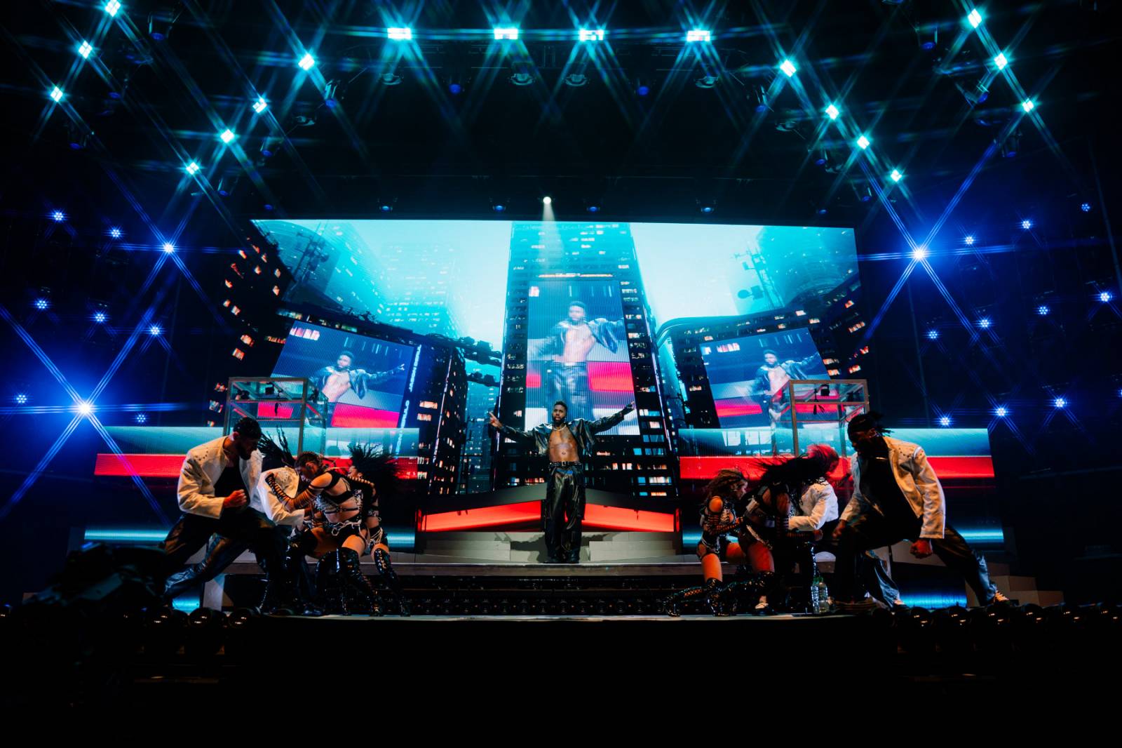 Jason Derulo se vrátil do Prahy. Pro fanoušky si připravil show plnou tance, která zvedla fanoušky ze sedadel