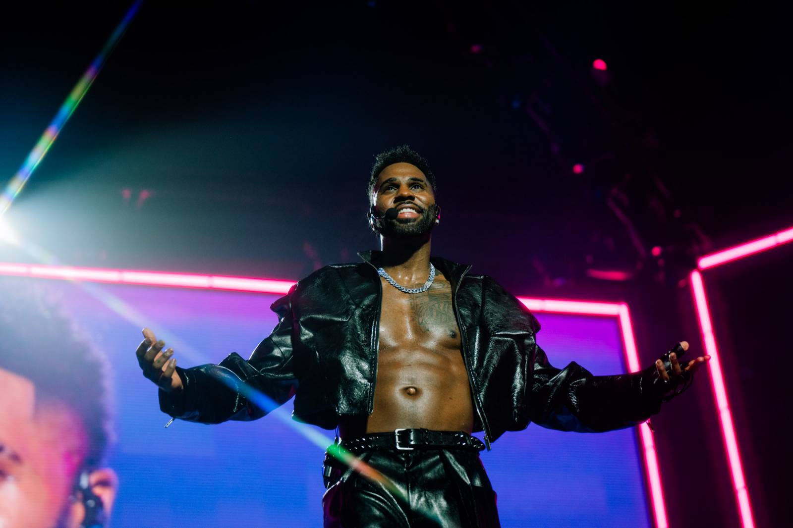 Jason Derulo se vrátil do Prahy. Pro fanoušky si připravil show plnou tance, která zvedla fanoušky ze sedadel