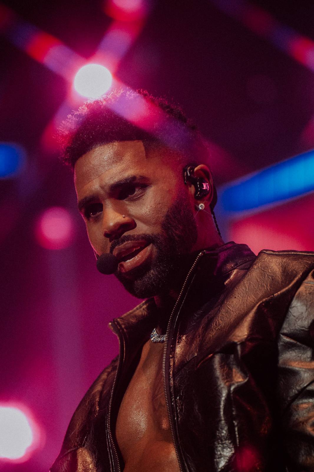 Jason Derulo se vrátil do Prahy. Pro fanoušky si připravil show plnou tance, která zvedla fanoušky ze sedadel