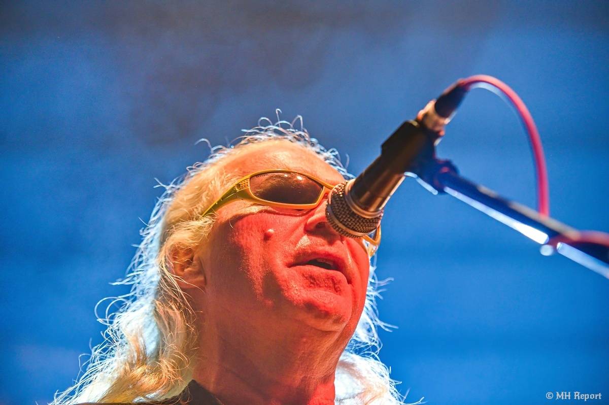 Visací zámek přivezl do plzeňské Šeříkovky Kroniku punku. Fanoušky provedl celou svou tvorbou