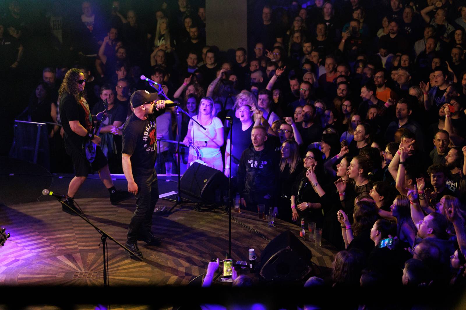Horkýže Slíže opět vyprodali Lucerna Music Bar. Slovenská legenda předvedla v Praze energickou show