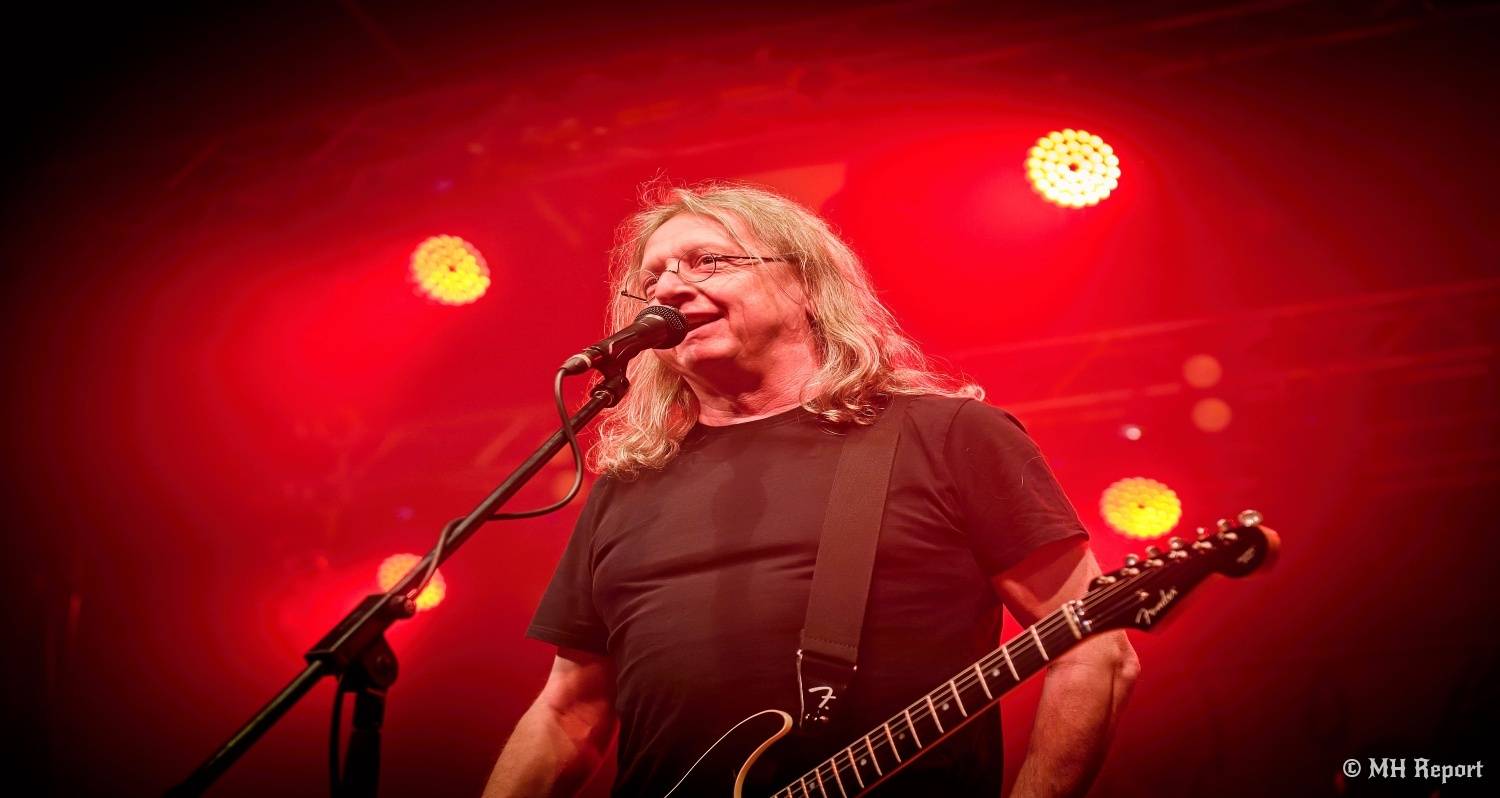 Alkehol rozhýbal plzeňskou Šeříkovku, večer otevřel havířovský Bastard