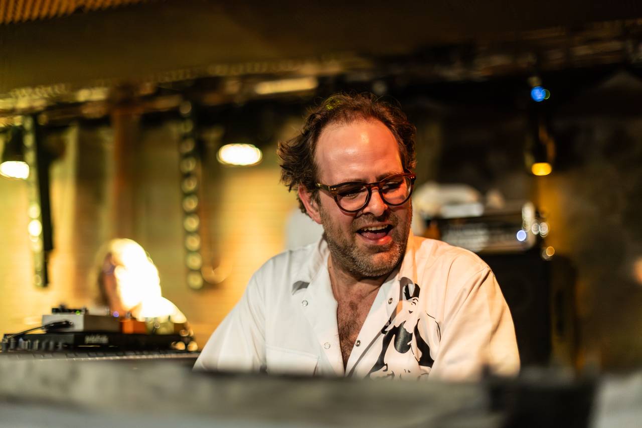 Holky, proberte se! Monkey Business se na jarním turné podívali i do Plzně