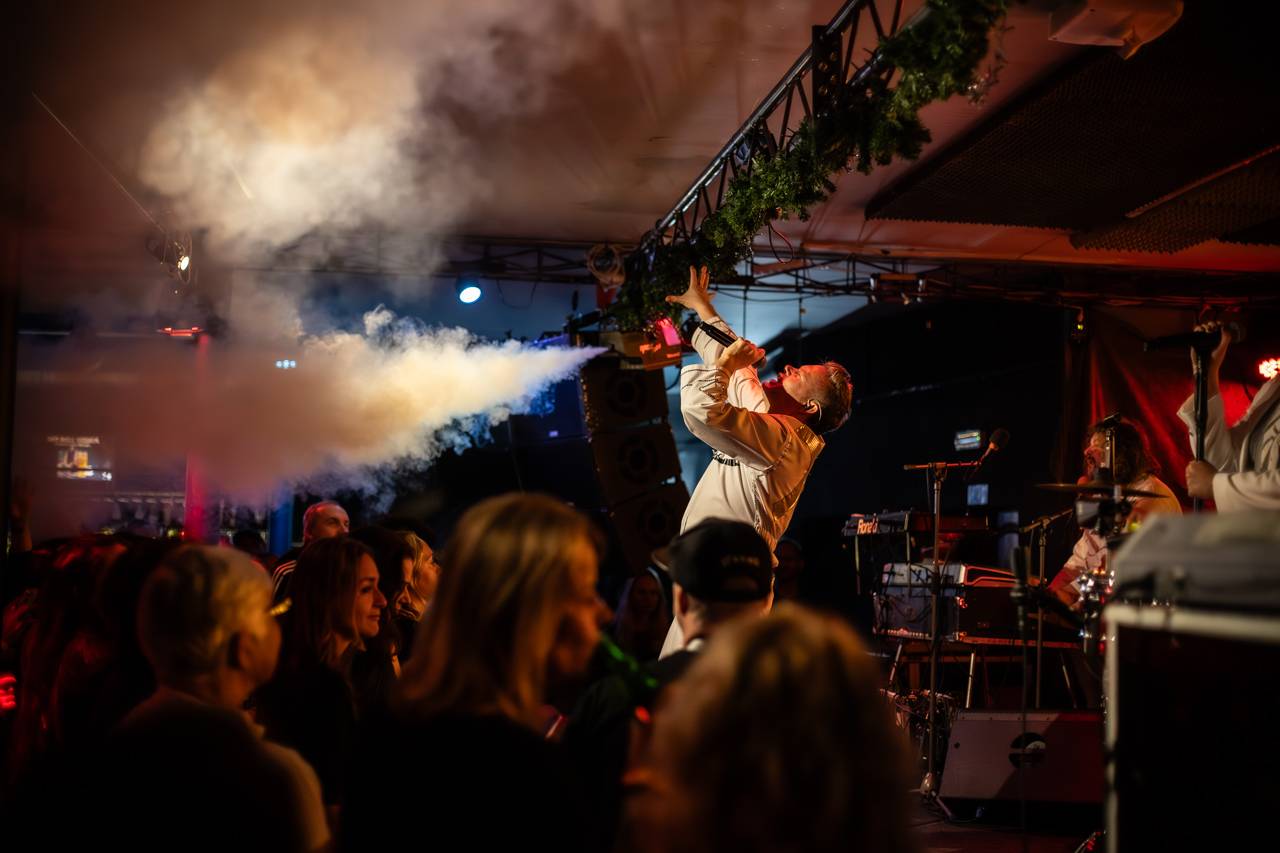 Holky, proberte se! Monkey Business se na jarním turné podívali i do Plzně