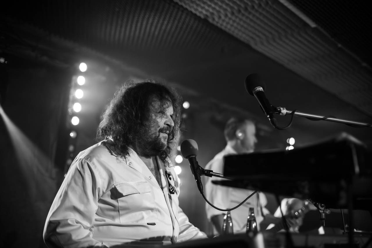 Holky, proberte se! Monkey Business se na jarním turné podívali i do Plzně