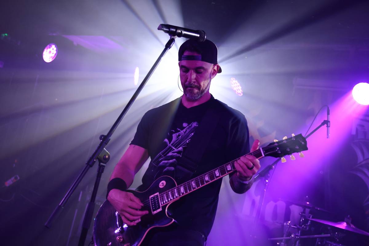 Hardcore nářez v Rock Café. Status Praesents oslavili 30 let a pokřtili singl Ready To Fly