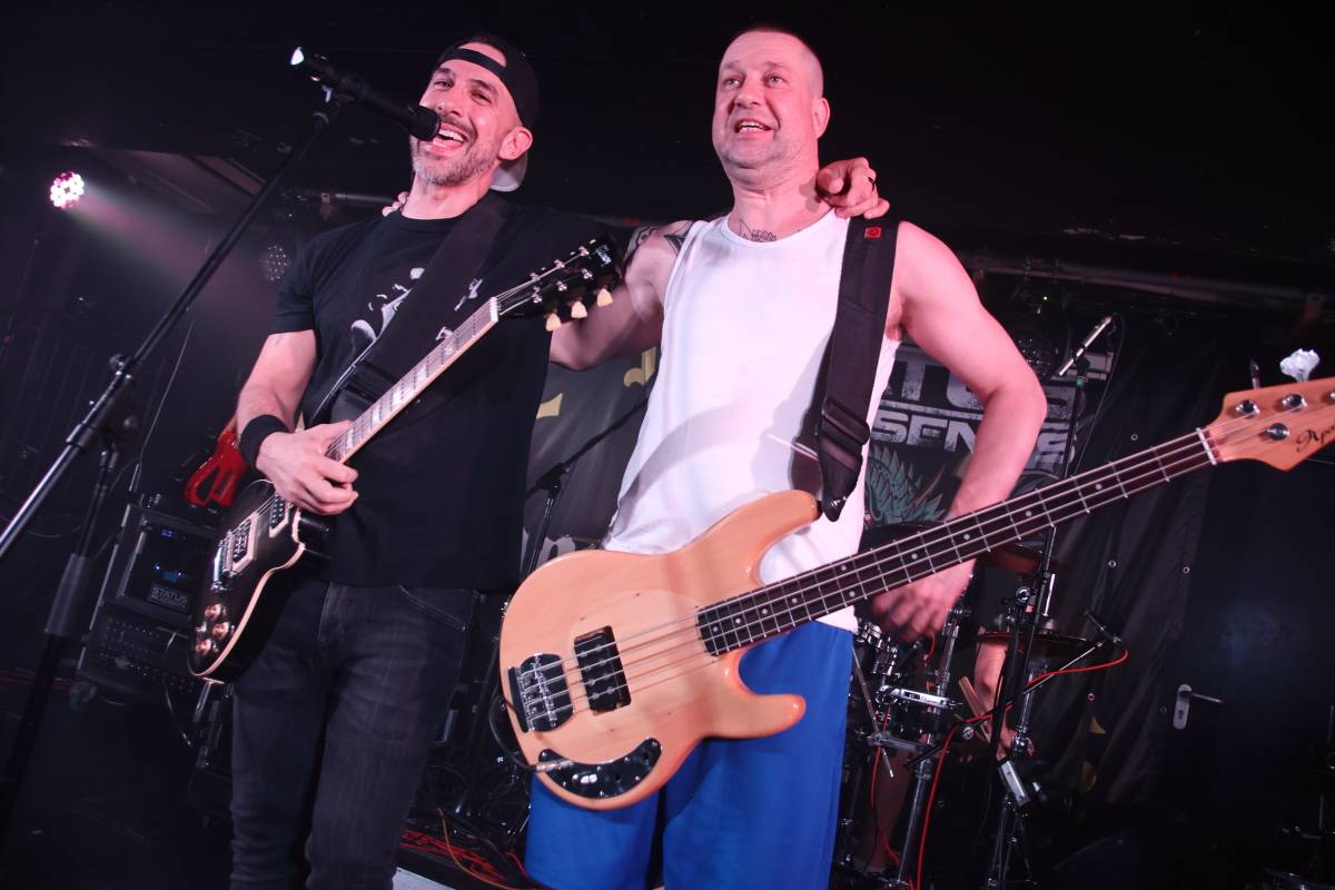 Hardcore nářez v Rock Café. Status Praesents oslavili 30 let a pokřtili singl Ready To Fly