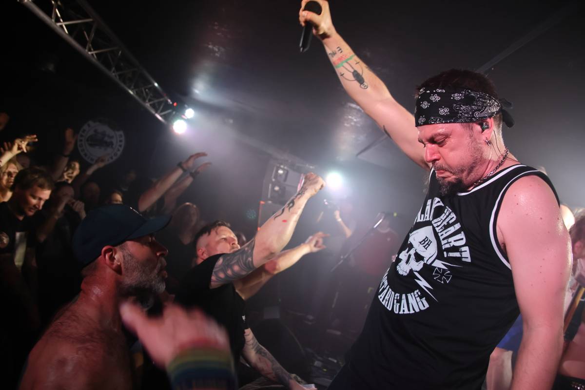 Hardcore nářez v Rock Café. Status Praesents oslavili 30 let a pokřtili singl Ready To Fly