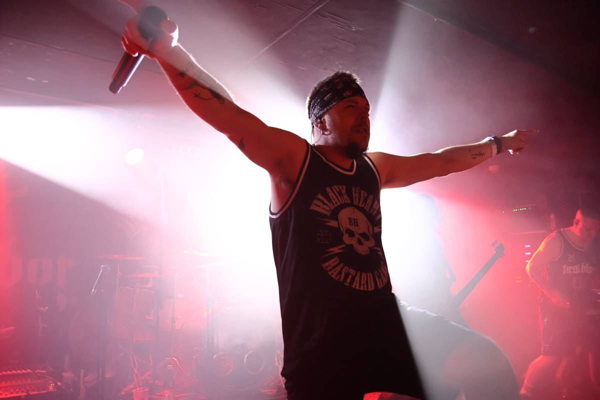 Hardcore nářez v Rock Café. Status Praesents oslavili 30 let a pokřtili singl Ready To Fly